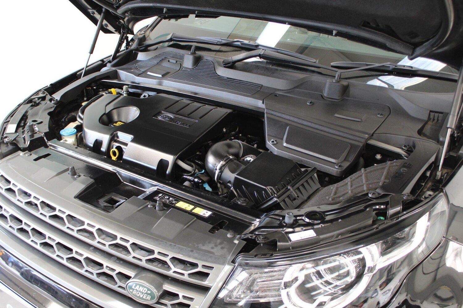 Used Land Rover Discovery Sport 2019 for sale - 77908881: Photo 18