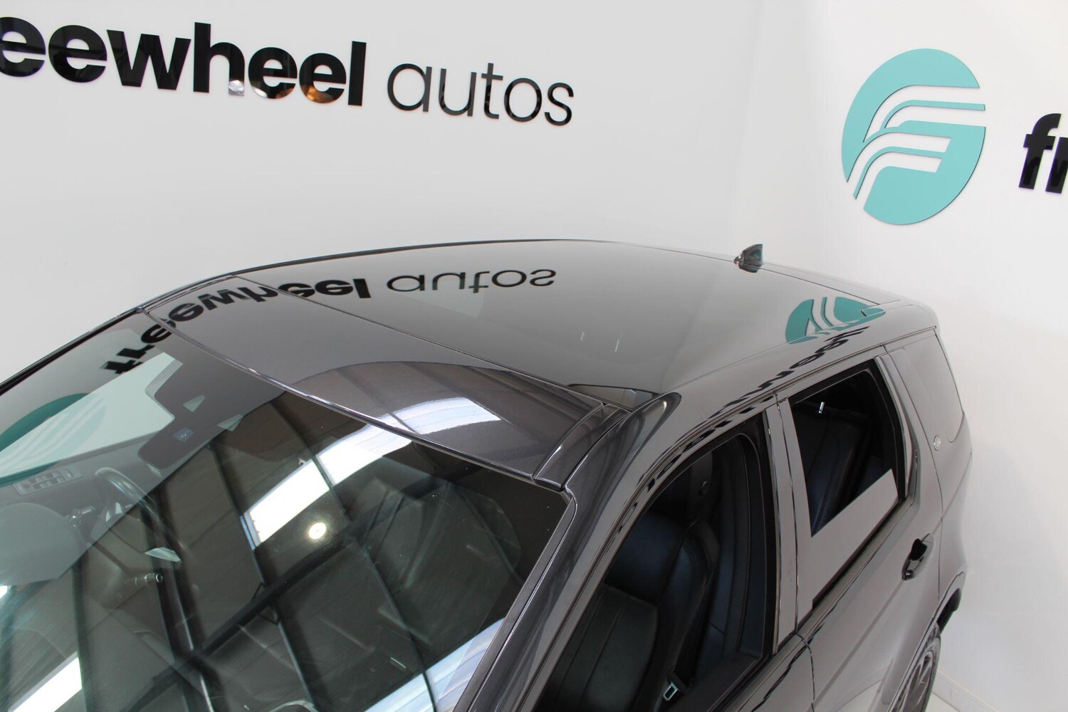 Used Land Rover Discovery Sport 2019 for sale - 77908881: Photo 20