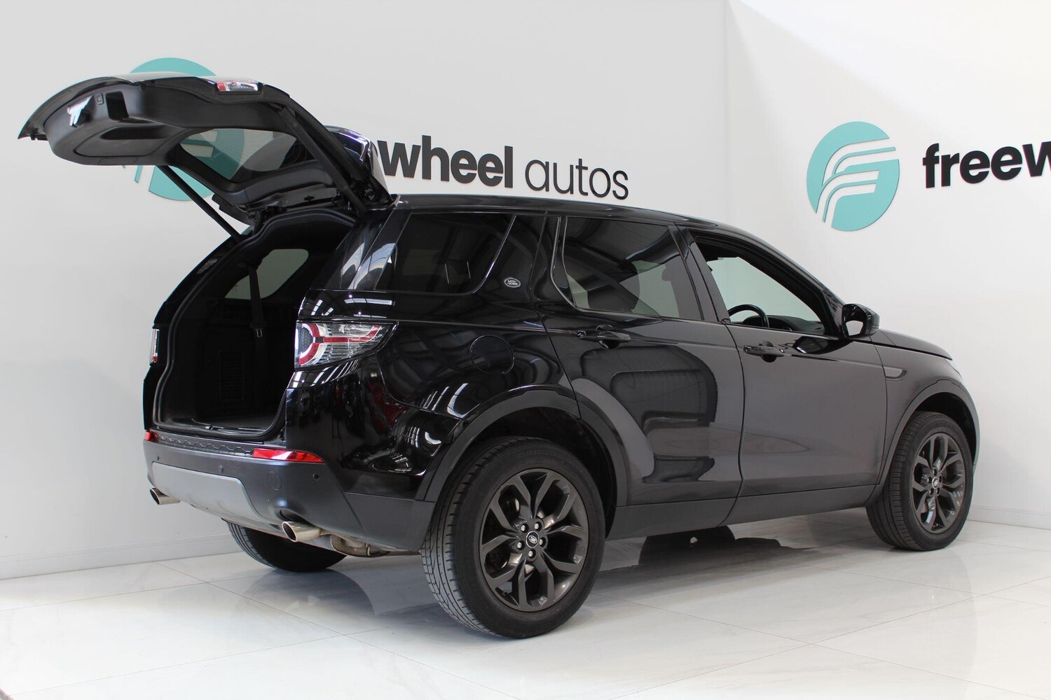 Used Land Rover Discovery Sport 2019 for sale - 77908881: Photo 27