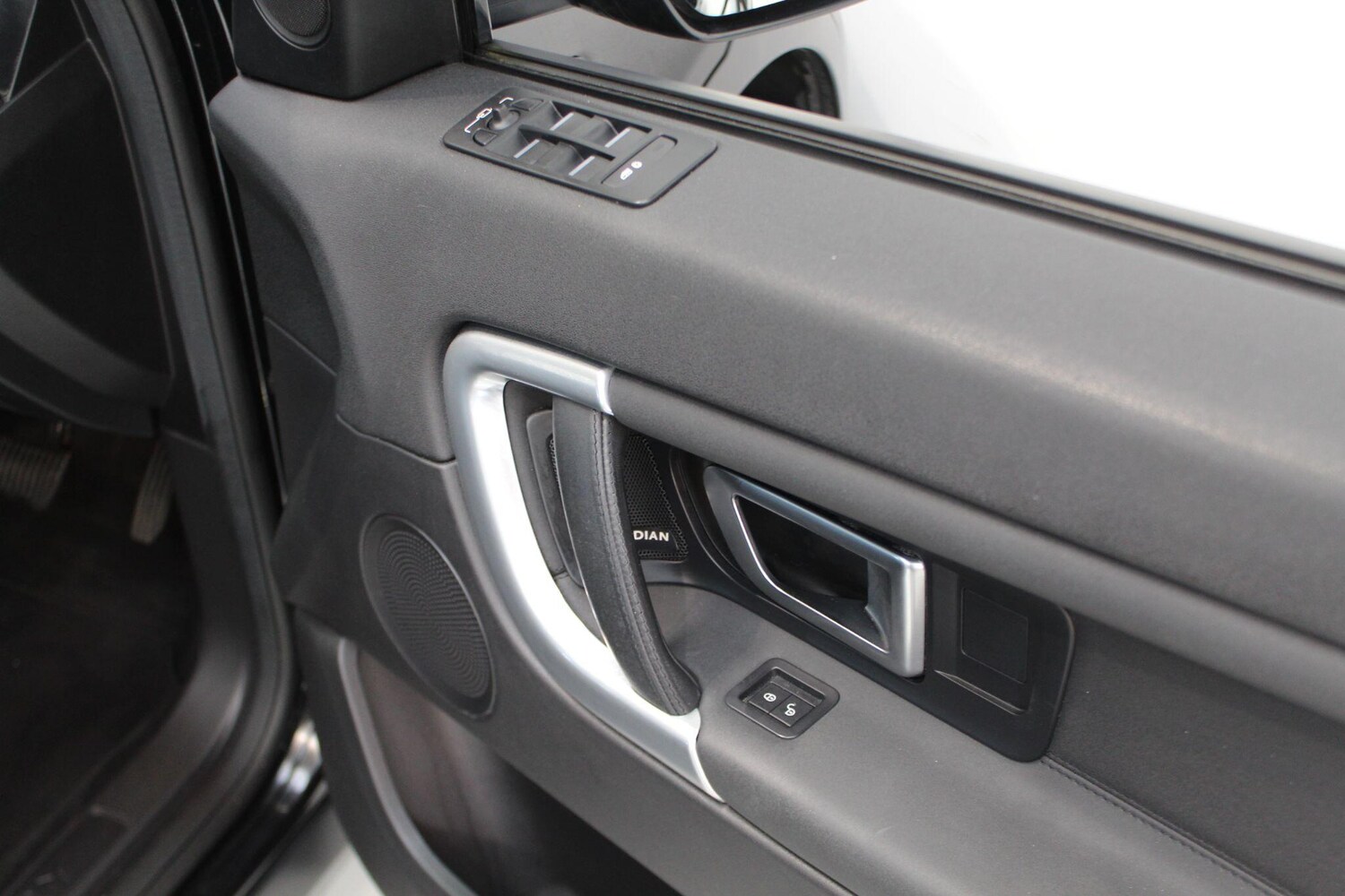 Used Land Rover Discovery Sport 2019 for sale - 77908881: Photo 45