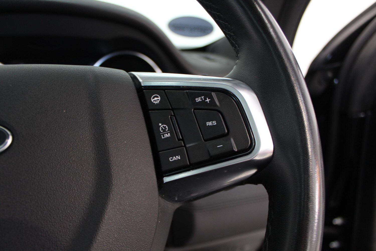 Used Land Rover Discovery Sport 2019 for sale - 77908881: Photo 52