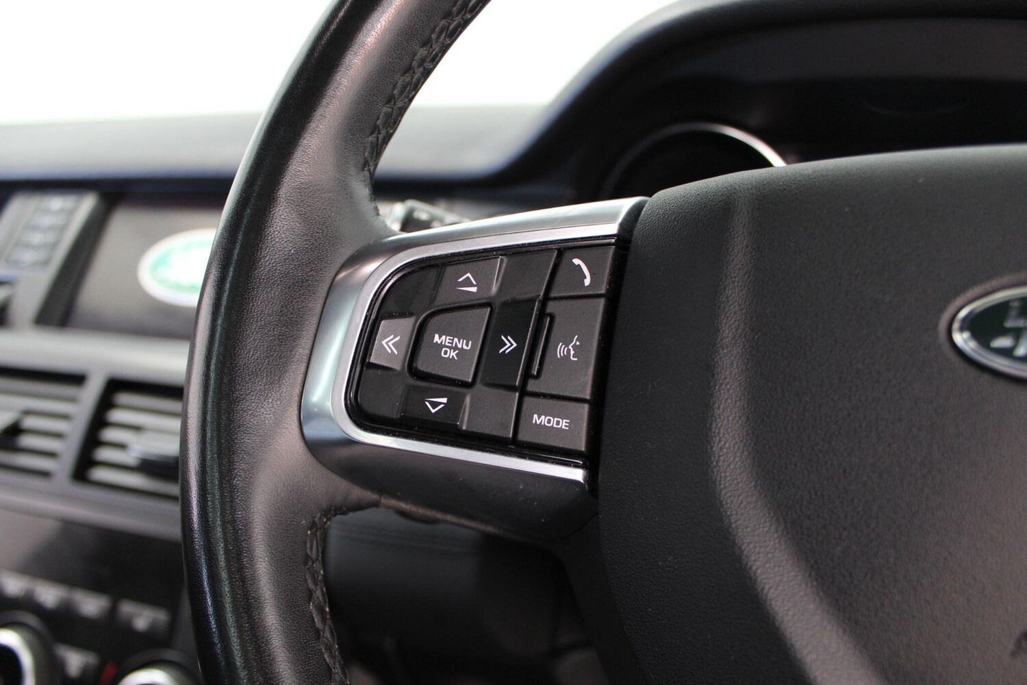 Used Land Rover Discovery Sport 2019 for sale - 77908881: Photo 53