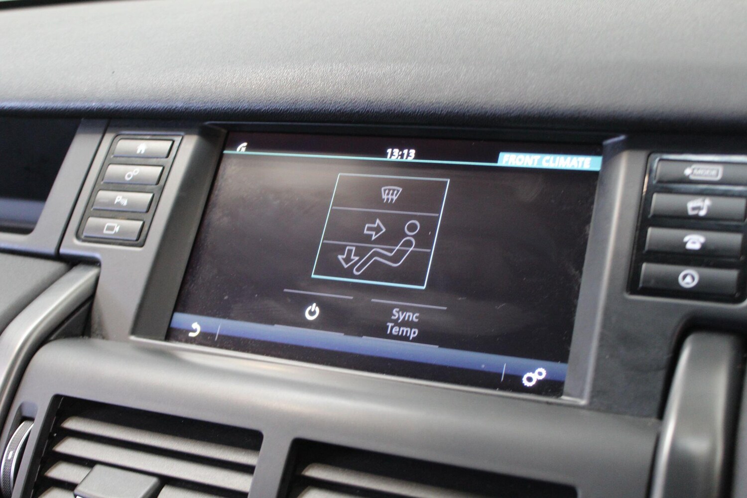 Used Land Rover Discovery Sport 2019 for sale - 77908881: Photo 68