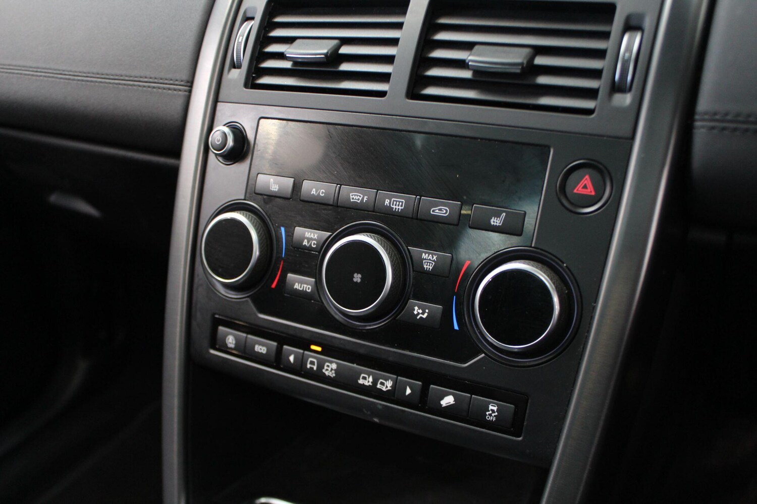 Used Land Rover Discovery Sport 2019 for sale - 77908881: Photo 71