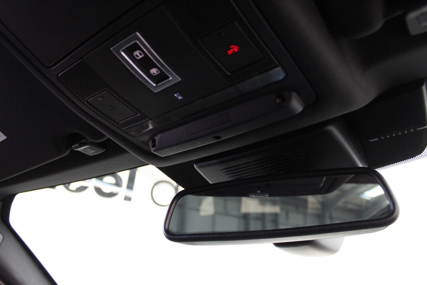 Used Land Rover Discovery Sport 2019 for sale - 77908881: Photo 79