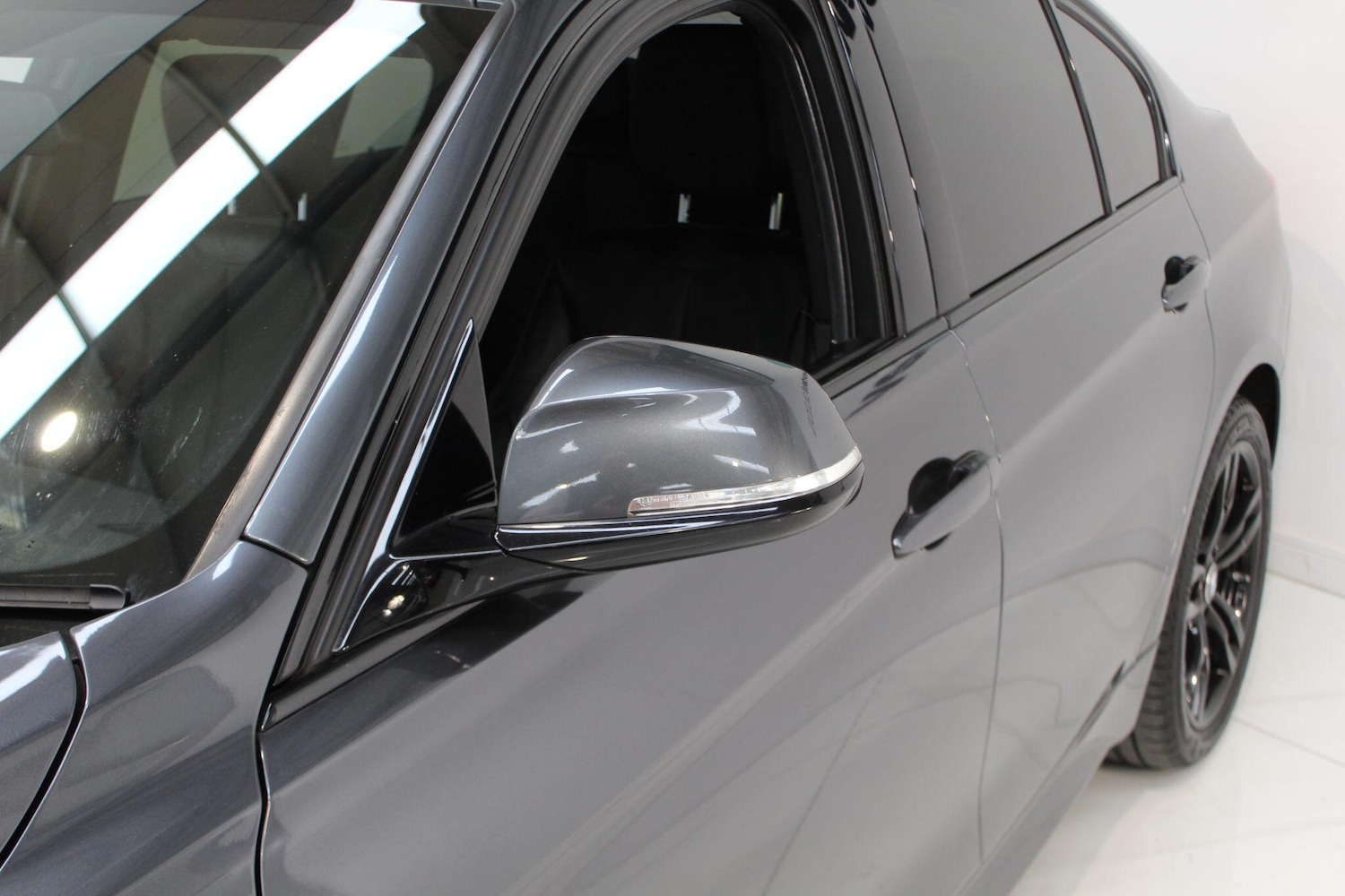 Used BMW 3 Series 2017 for sale - 77908929: Photo 13