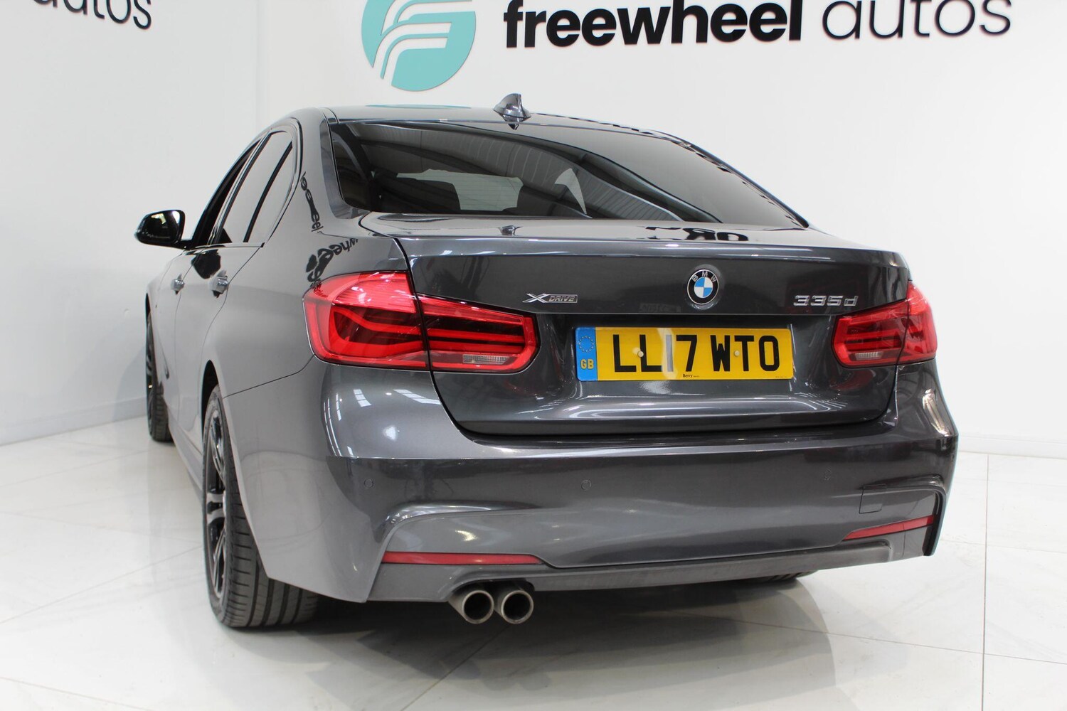 Used BMW 3 Series 2017 for sale - 77908929: Photo 32