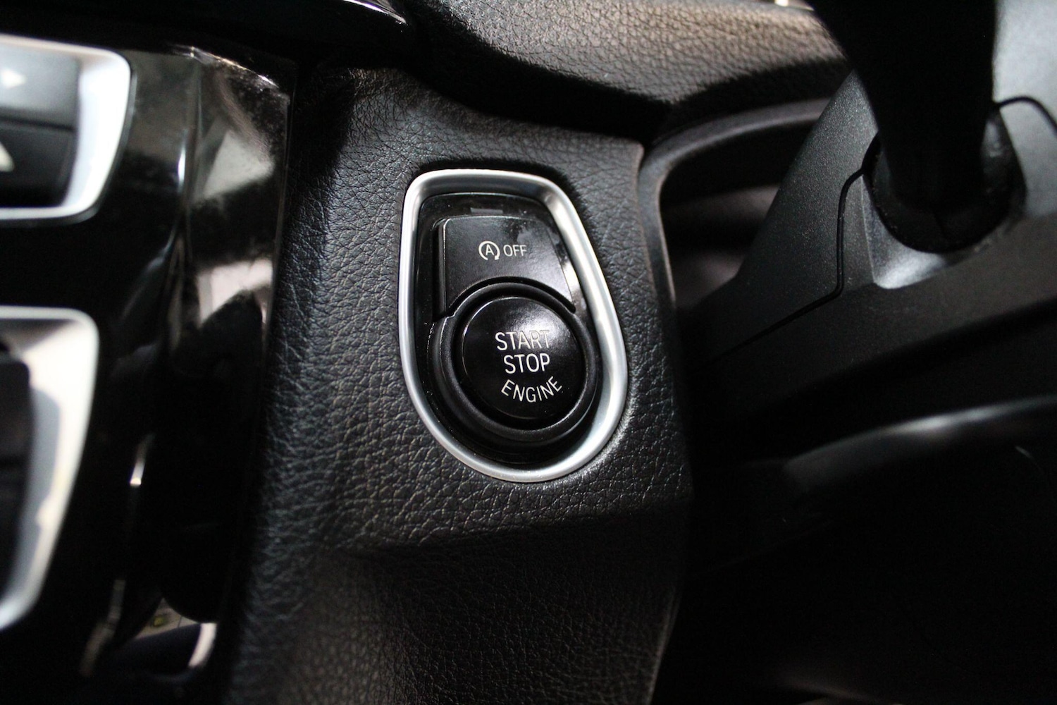 Used BMW 3 Series 2017 for sale - 77908929: Photo 44