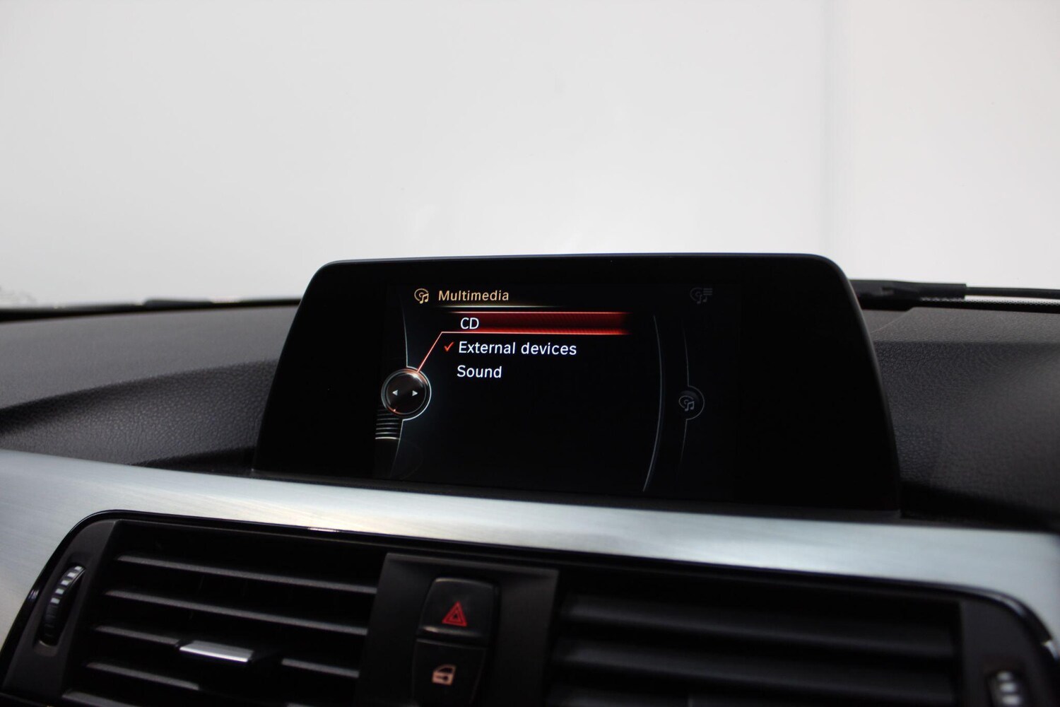 Used BMW 3 Series 2017 for sale - 77908929: Photo 52