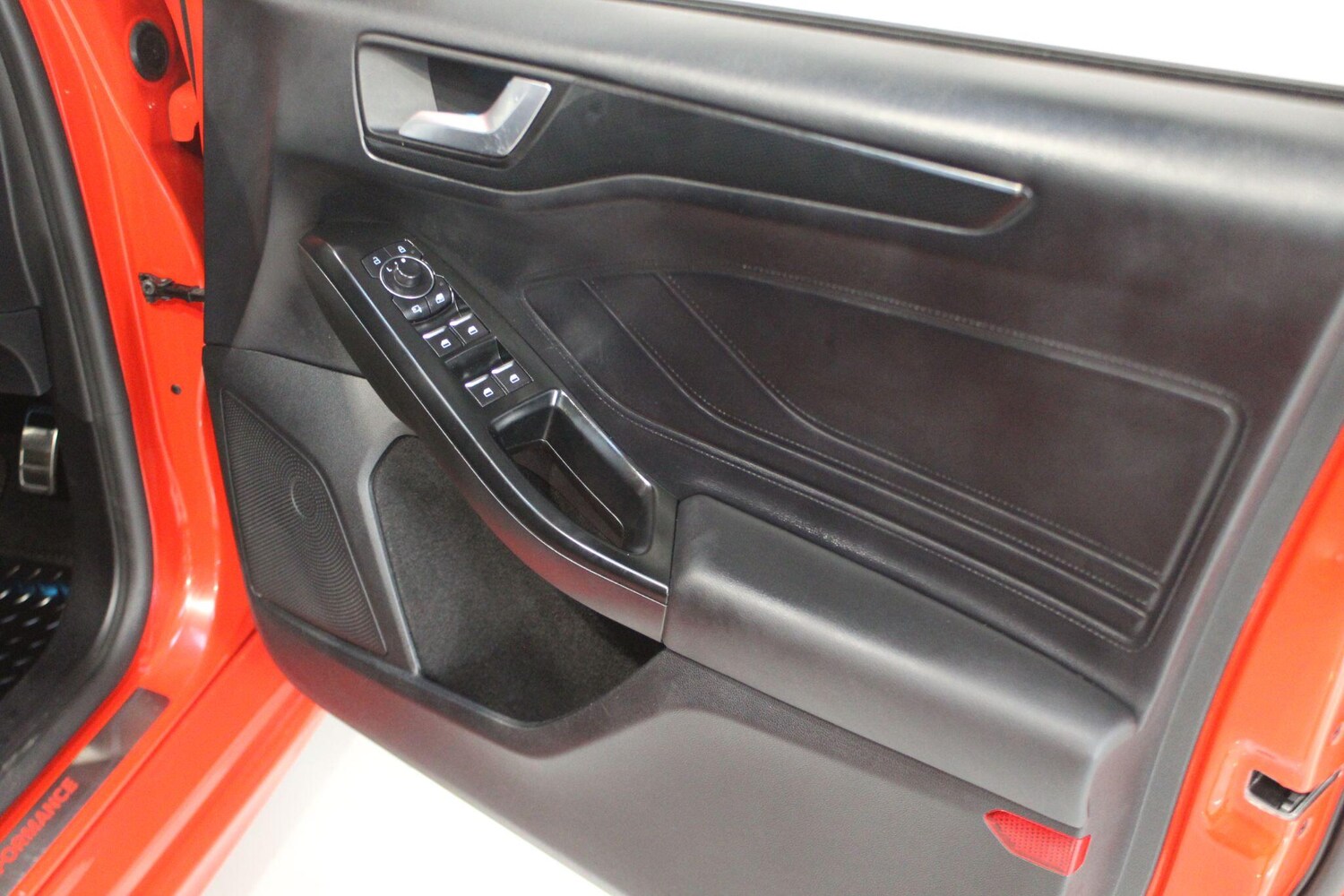 Used Ford Focus for sale - 77909613: Photo 43