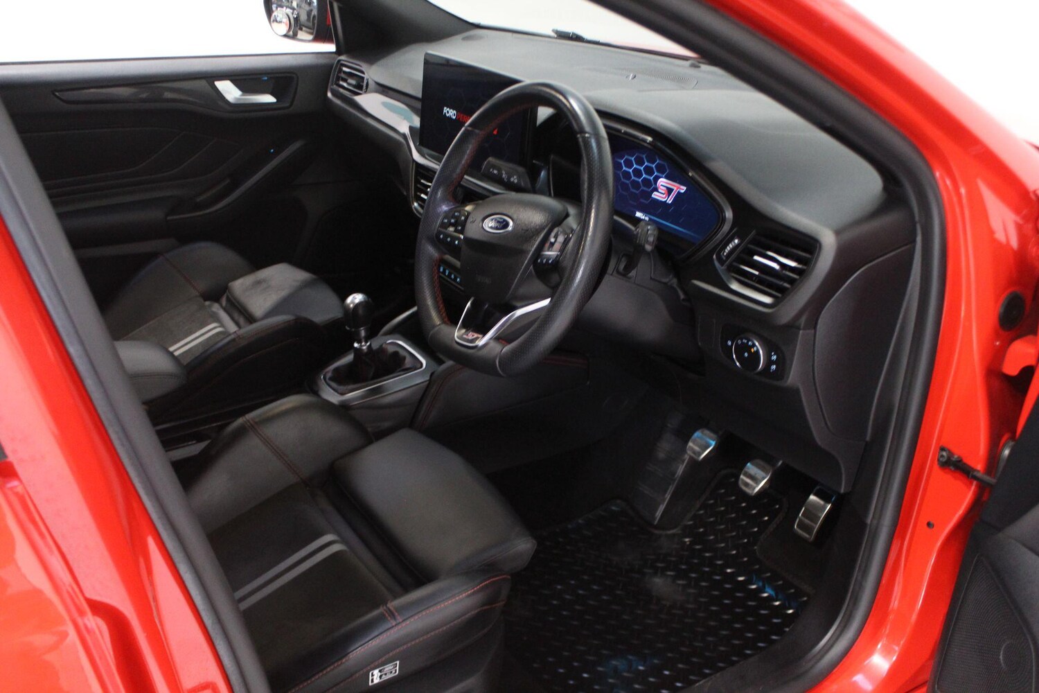 Used Ford Focus for sale - 77909613: Photo 44