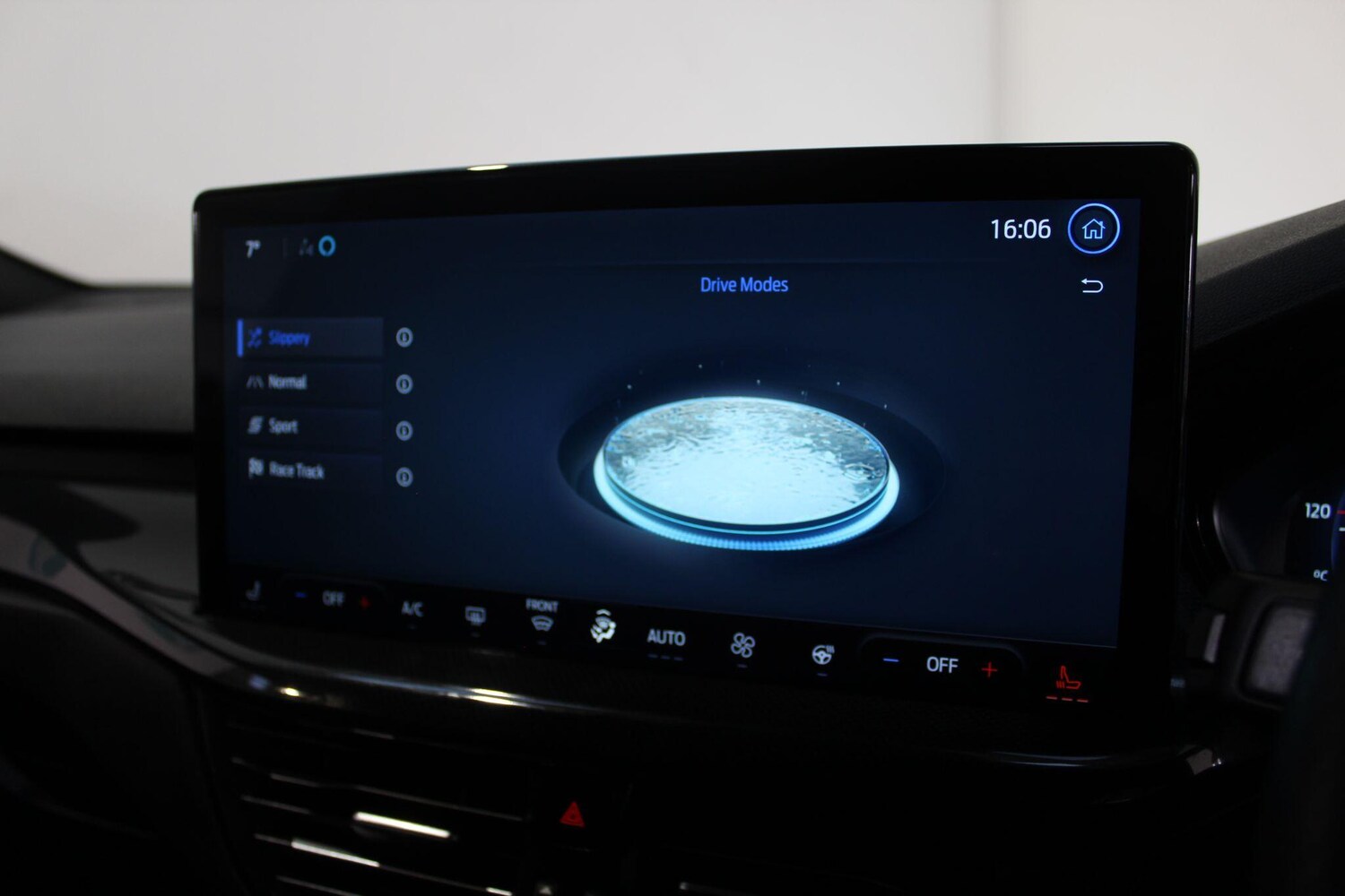 Used Ford Focus for sale - 77909613: Photo 65