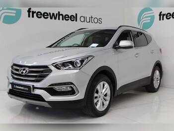 Used Hyundai Santa Fe 2017 for sale - 78318354: Photo