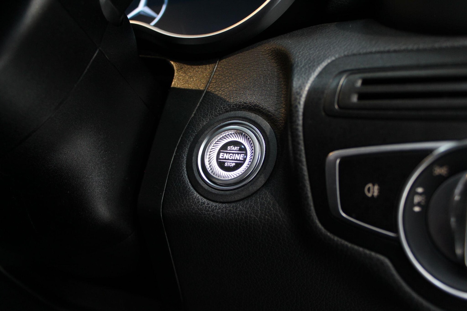 Used Mercedes-Benz GLC 2021 for sale - 78086028: Photo 42