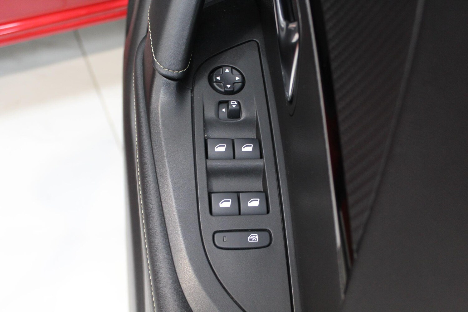 Used Peugeot 2008 2021 for sale - 77908919: Photo 40