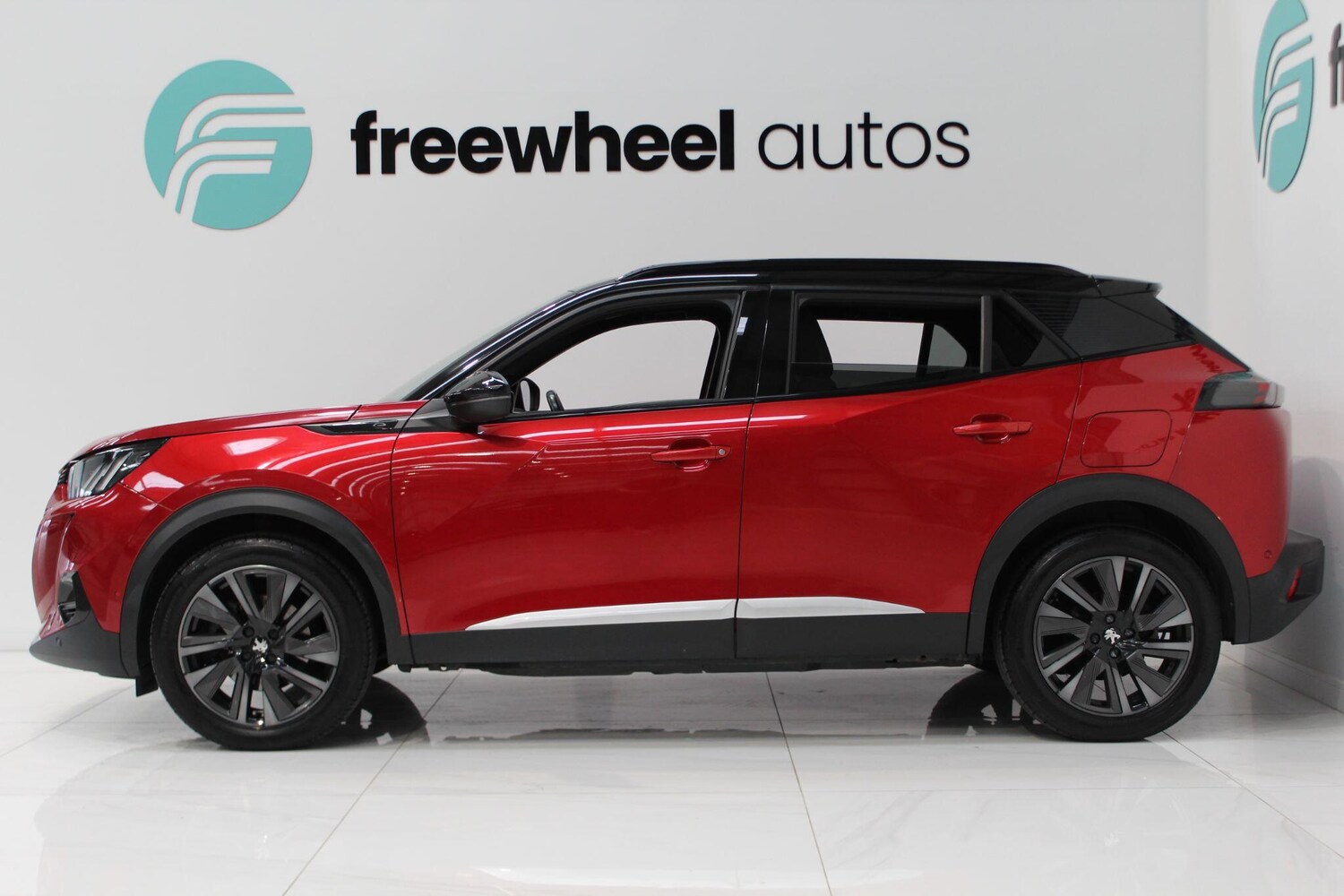 Used Peugeot 2008 2021 for sale - 77908919: Photo 8