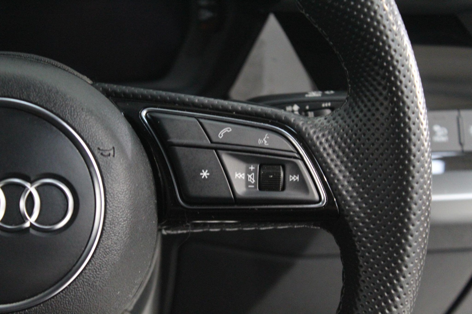 Used Audi A3 2023 for sale - 78086551: Photo 40