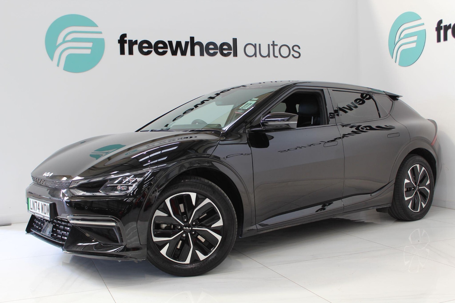 Used Kia EV6 for sale - 77925331: Photo 2