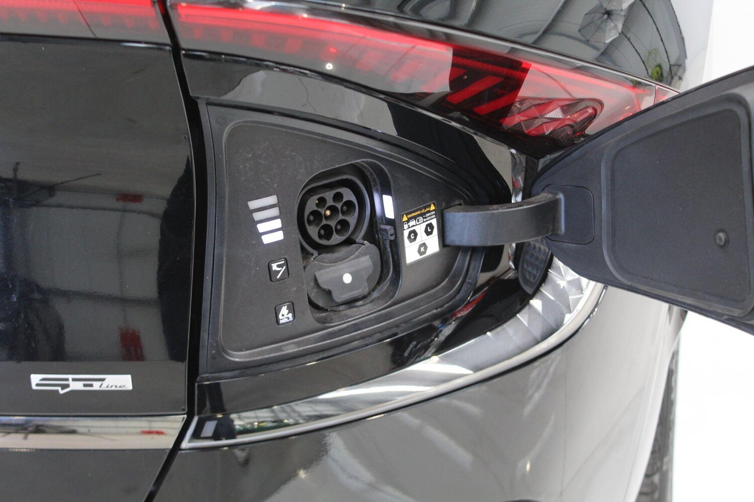 Used Kia EV6 for sale - 77925331: Photo 32