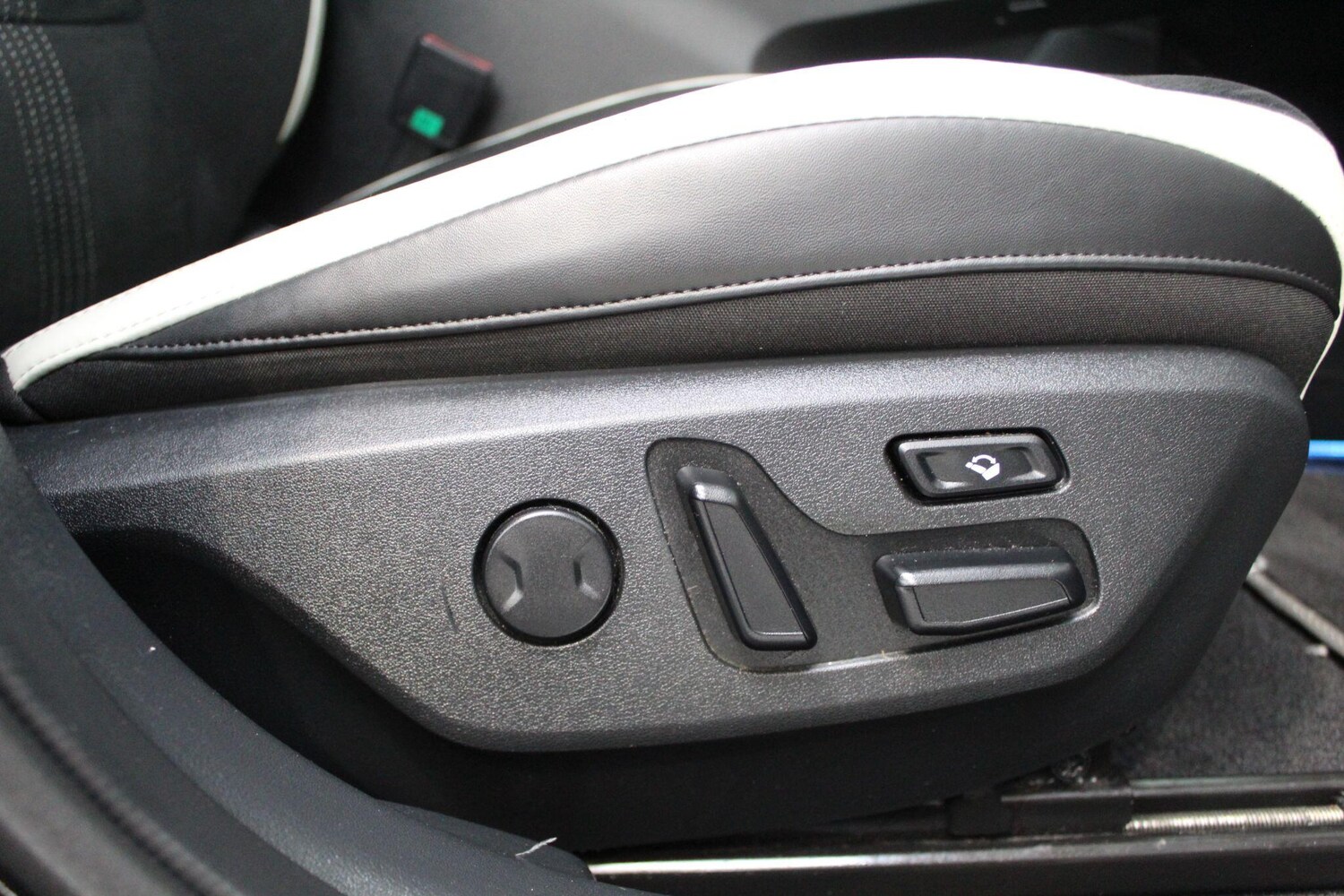 Used Kia EV6 for sale - 77925331: Photo 48