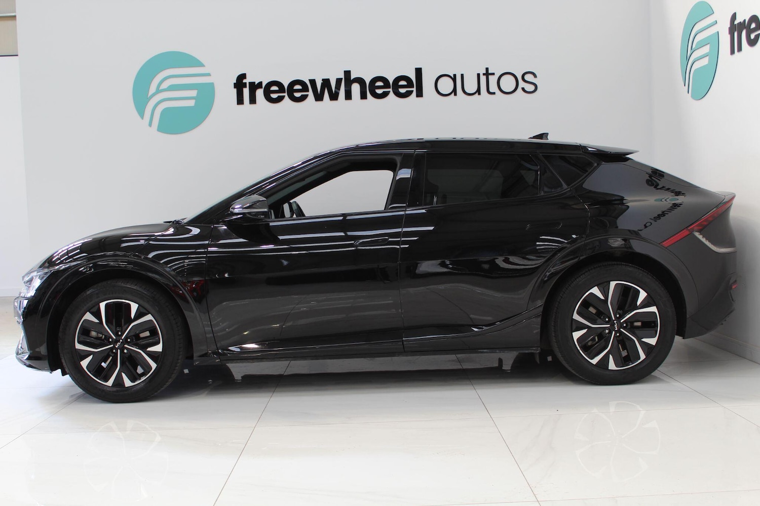 Used Kia EV6 for sale - 77925331: Photo 5