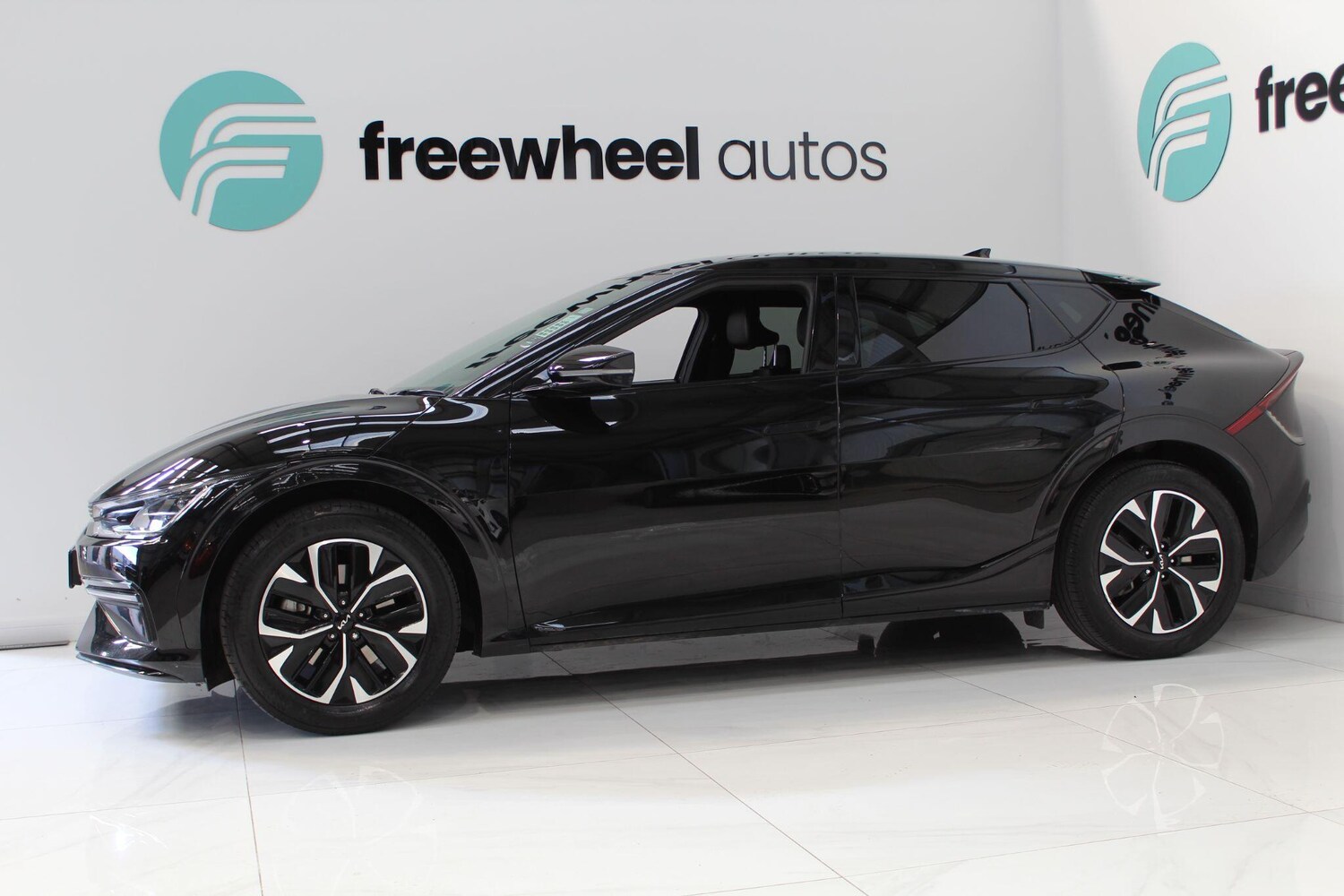 Used Kia EV6 for sale - 77925331: Photo 6