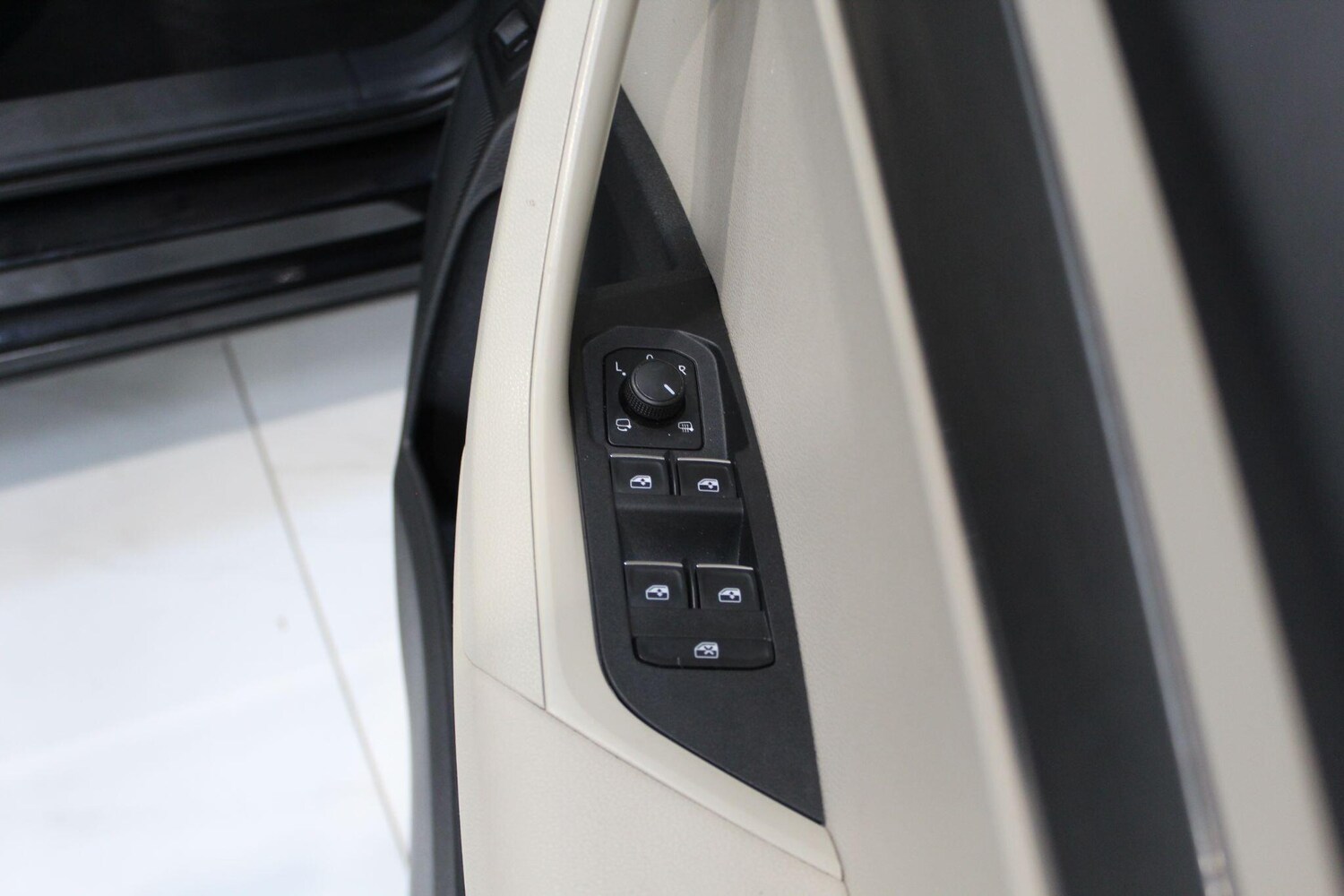 Used Skoda Karoq for sale - 77908500: Photo 34