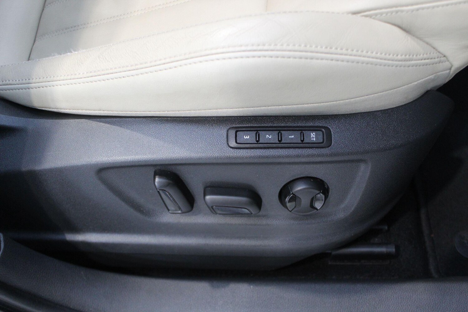 Used Skoda Karoq for sale - 77908500: Photo 35