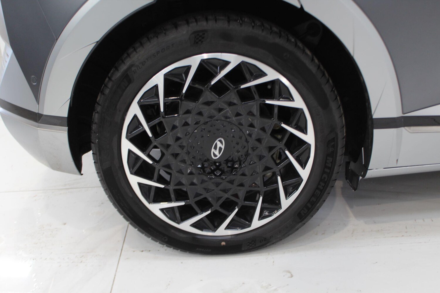 Used Hyundai IONIQ 5 2024 for sale - 77908999: Photo 48