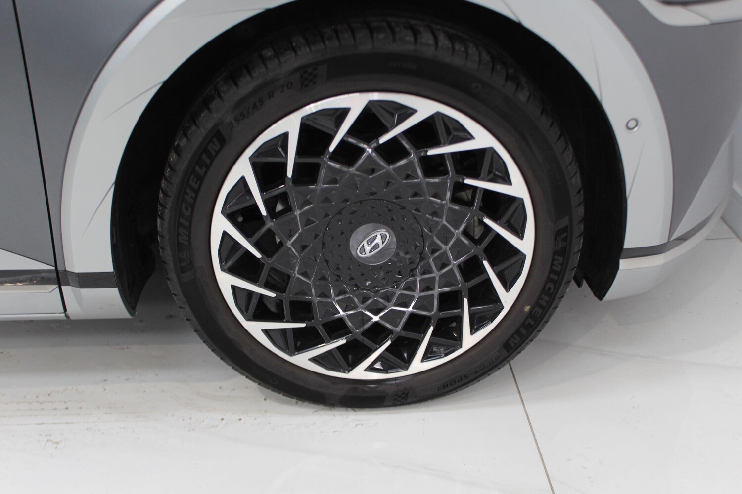 Used Hyundai IONIQ 5 2024 for sale - 77908999: Photo 50