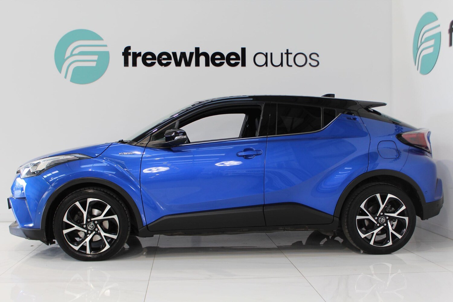 Used Toyota C-HR for sale - 77909603: Photo 16