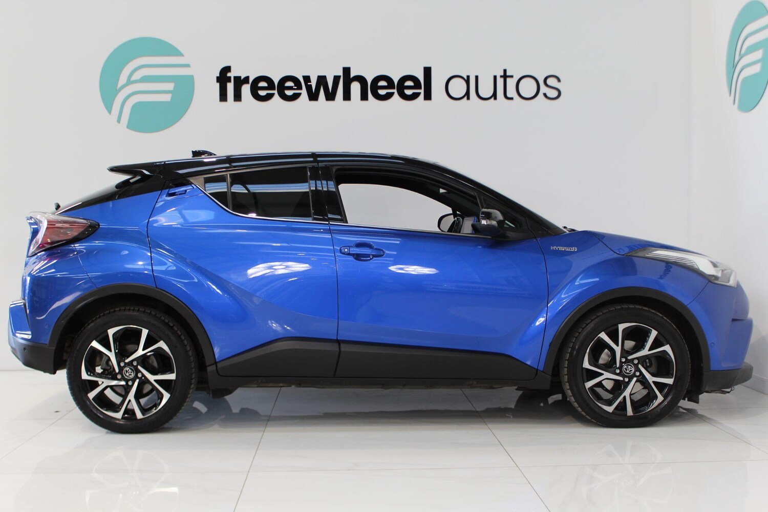 Used Toyota C-HR for sale - 77909603: Photo 19
