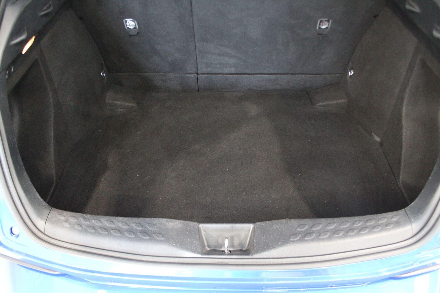 Used Toyota C-HR for sale - 77909603: Photo 23