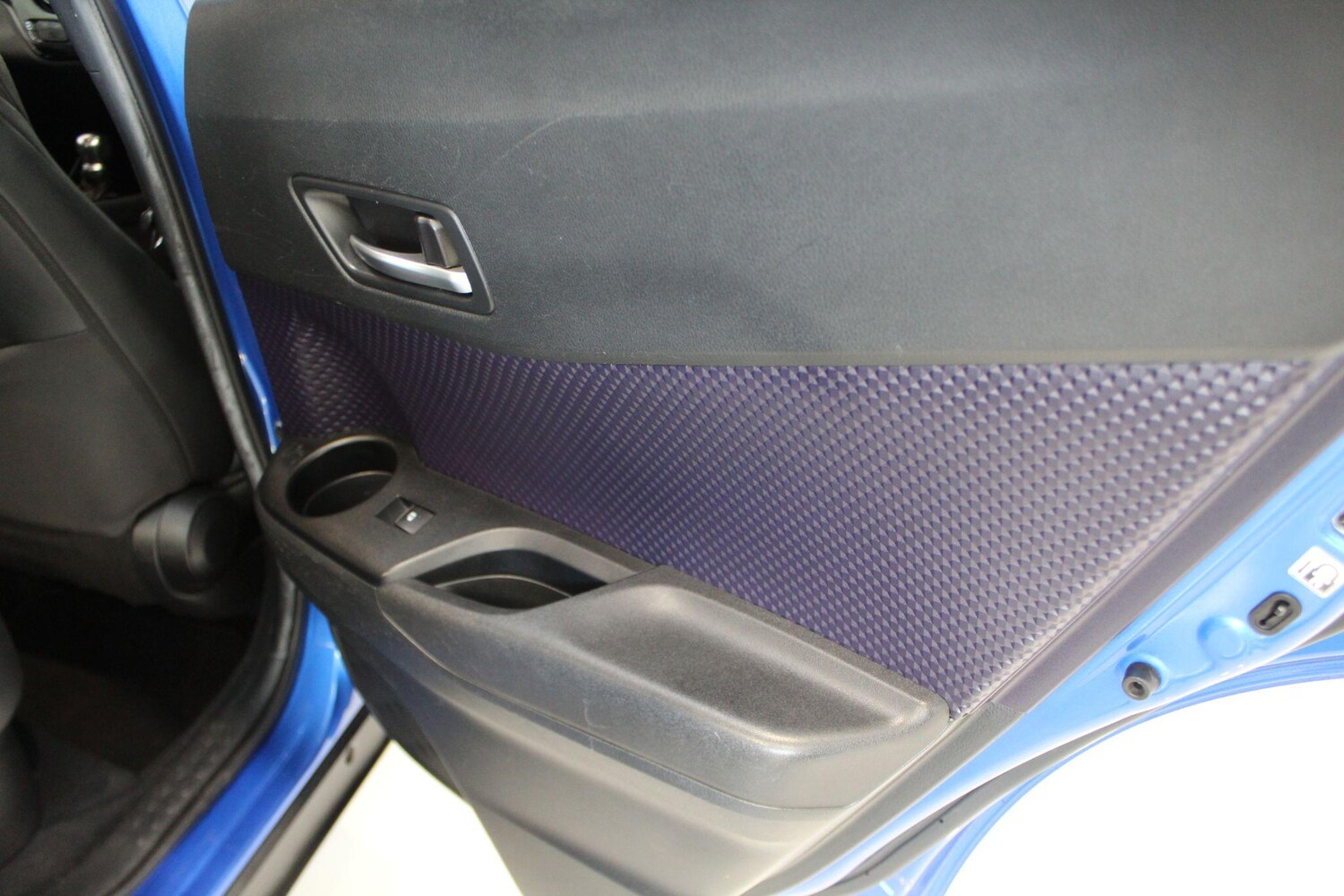 Used Toyota C-HR for sale - 77909603: Photo 26