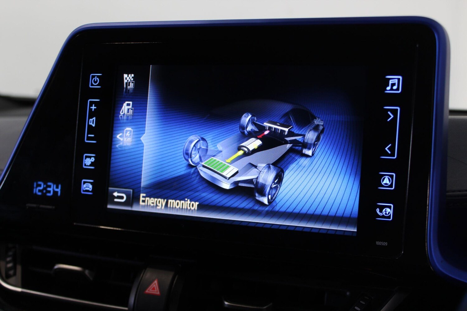 Used Toyota C-HR for sale - 77909603: Photo 65