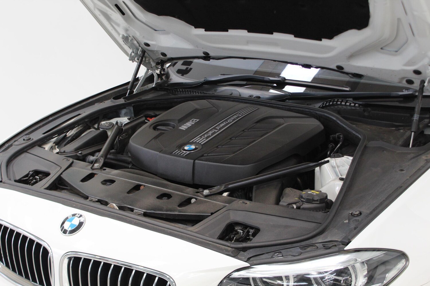 Used BMW 5 Series 2016 for sale - 77908729: Photo 13