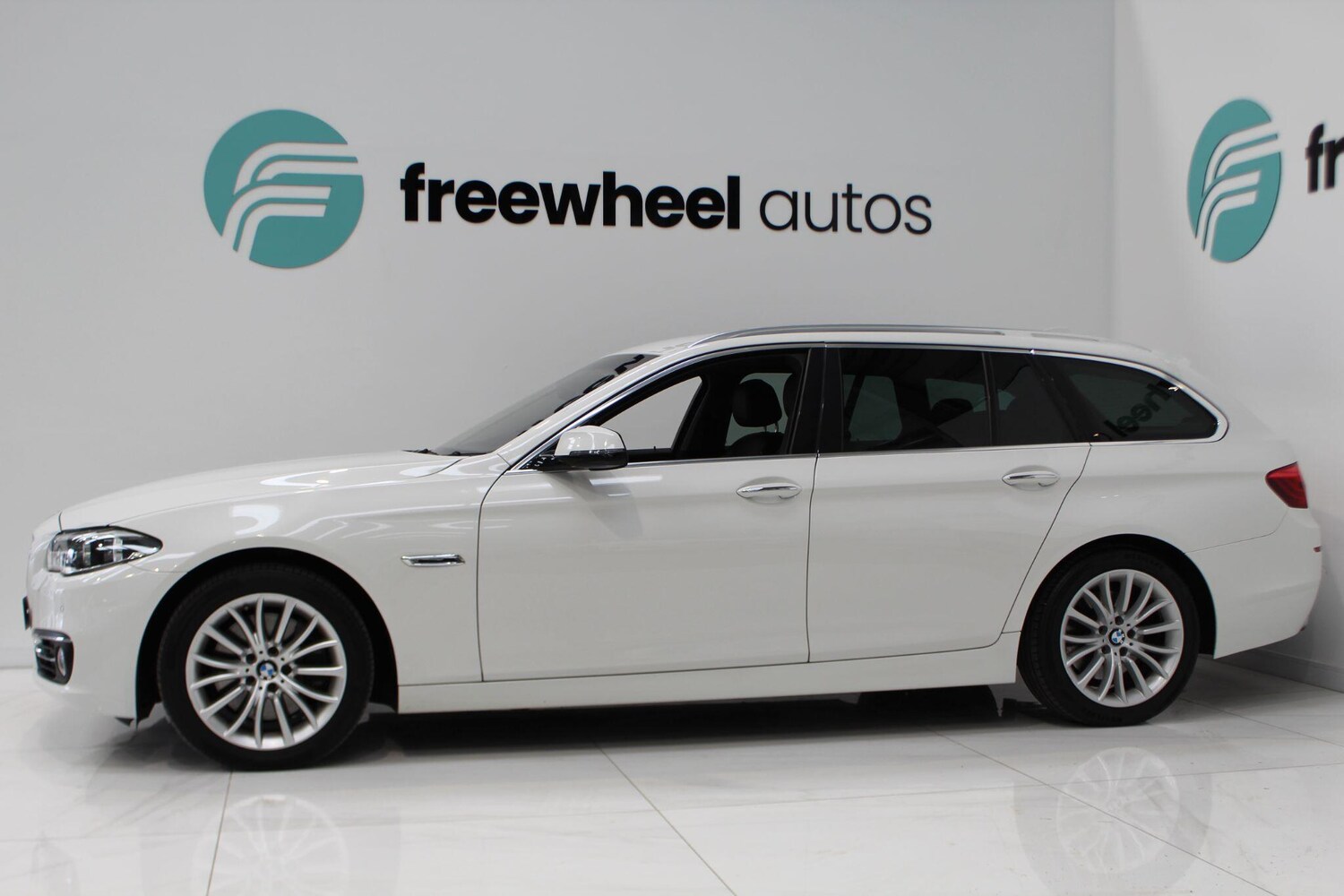 Used BMW 5 Series 2016 for sale - 77908729: Photo 15