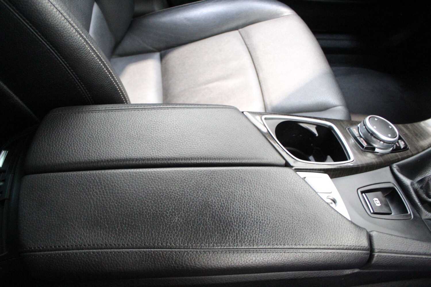 Used BMW 5 Series 2016 for sale - 77908729: Photo 69