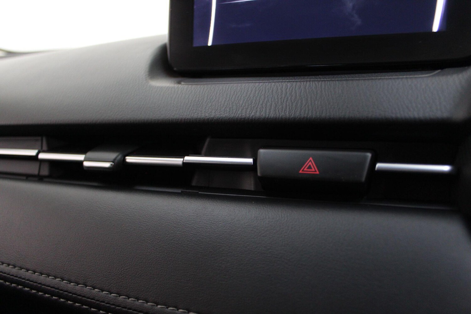 Used Mazda Mazda2 2019 for sale - 77909242: Photo 72