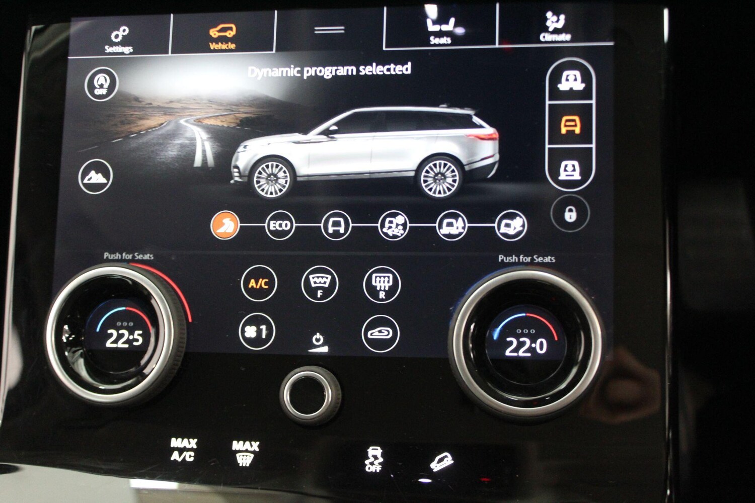 Used Mercedes-Benz GLC 2021 for sale - 77908873: Photo 64