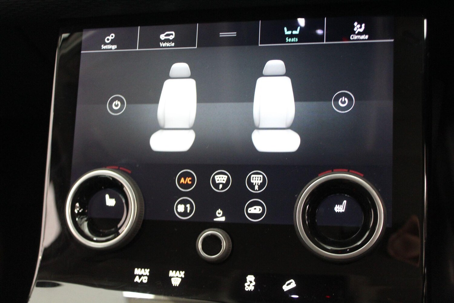 Used Mercedes-Benz GLC 2021 for sale - 77908873: Photo 65