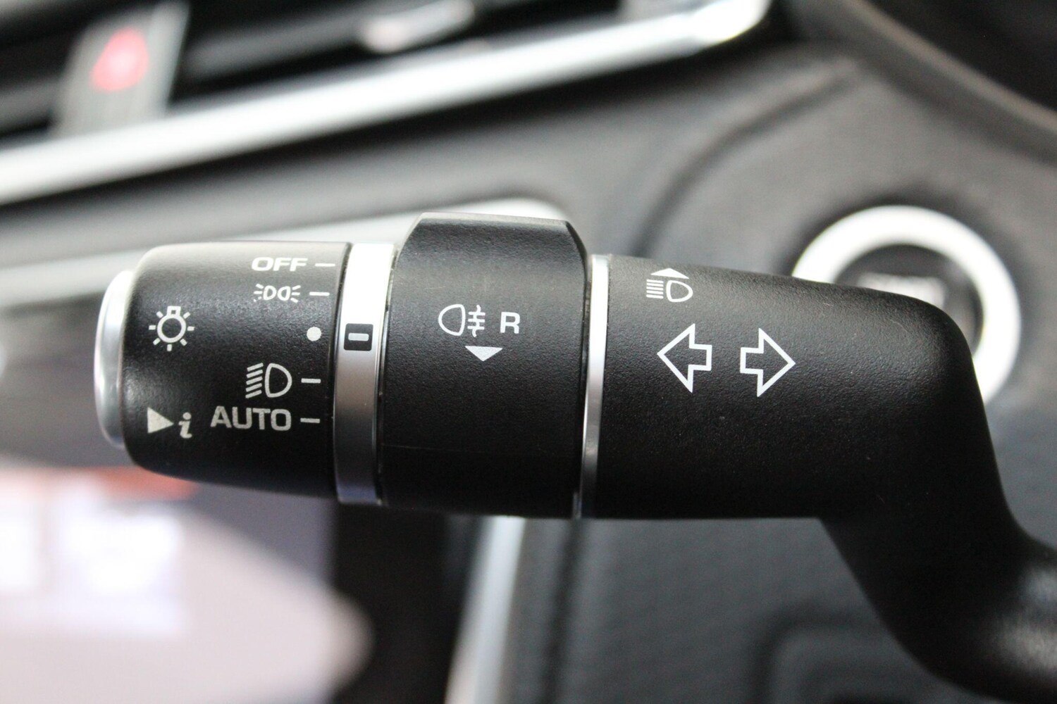 Used Mercedes-Benz GLC 2021 for sale - 77908873: Photo 78