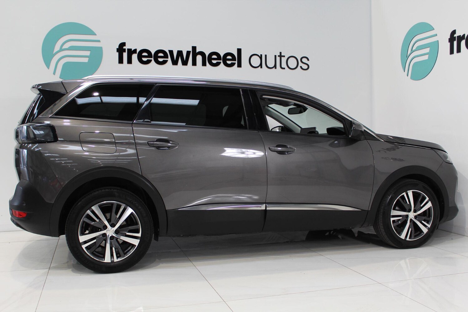 Used Peugeot 5008 2021 for sale - 77908898: Photo 21