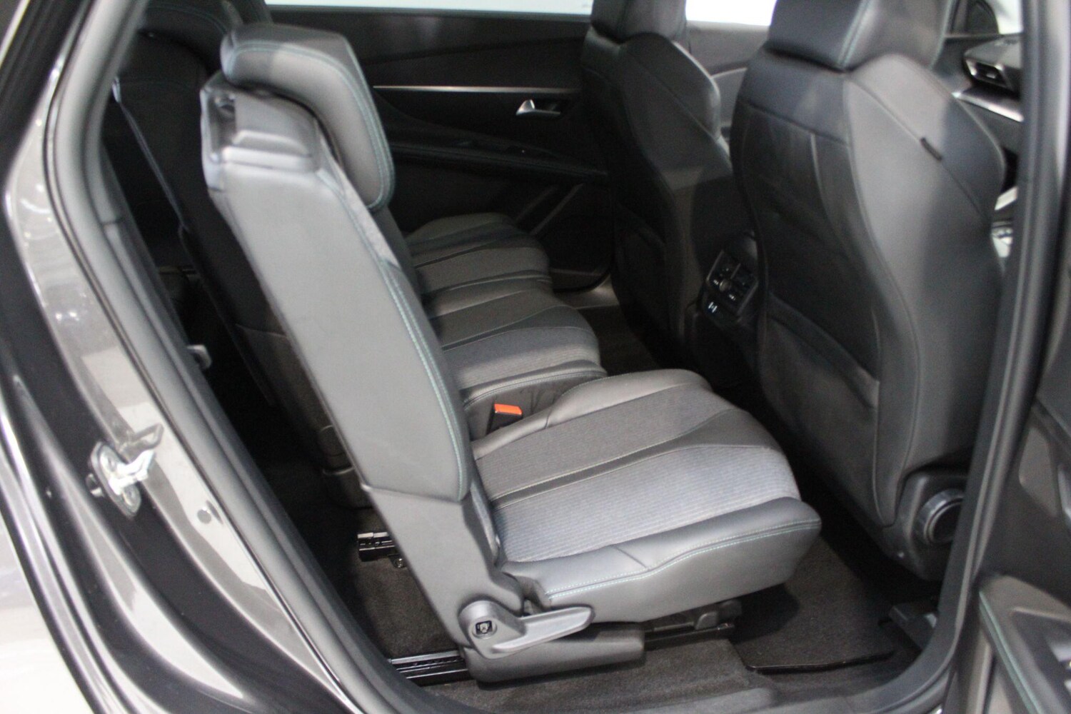 Used Peugeot 5008 2021 for sale - 77908898: Photo 28