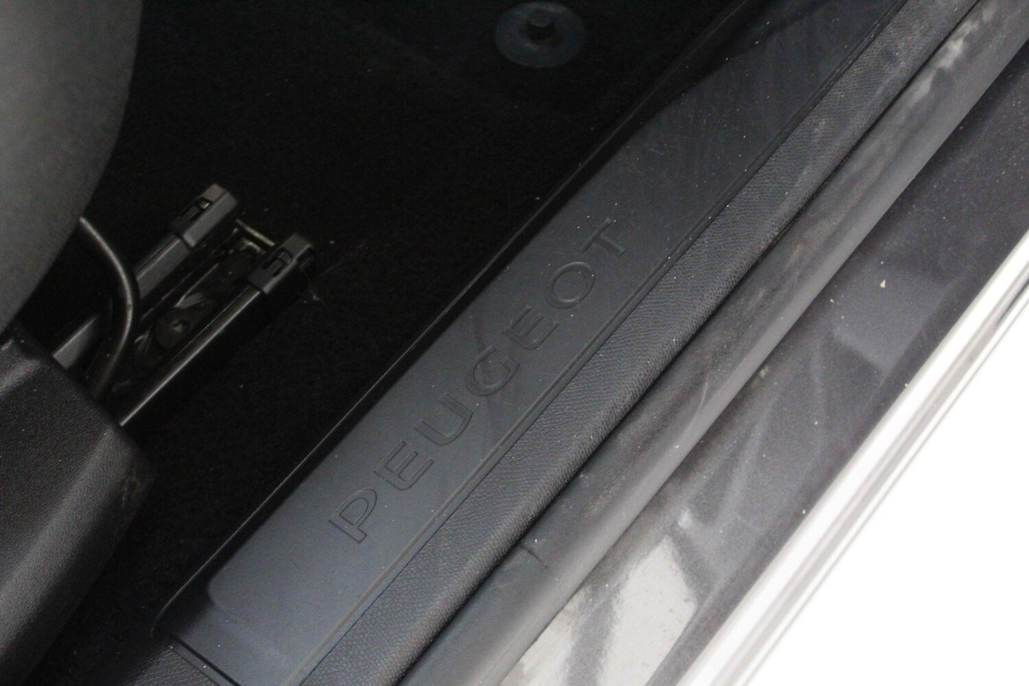 Used Peugeot 5008 2021 for sale - 77908898: Photo 37