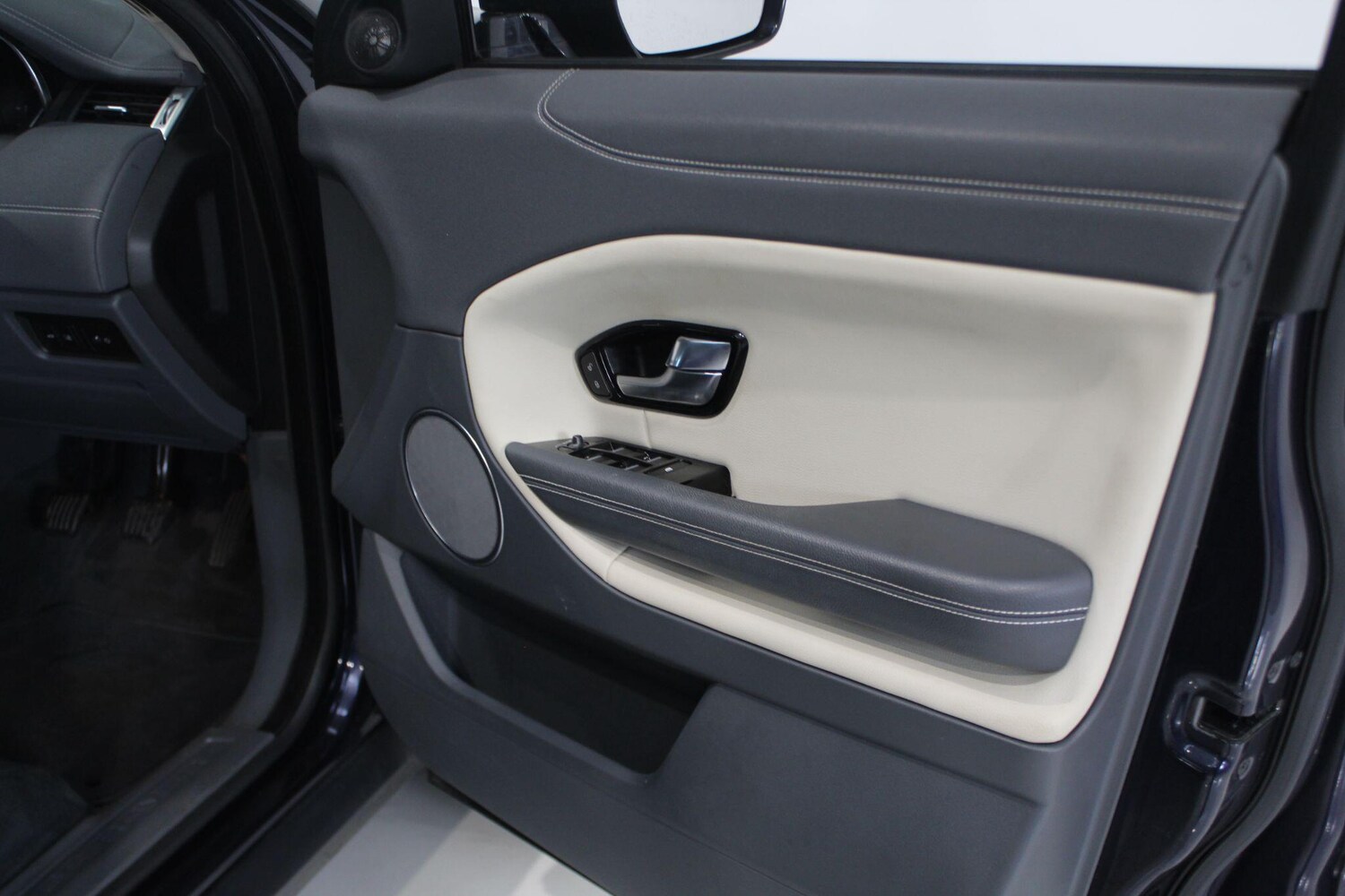 Used Land Rover Range Rover Evoque for sale - 77909045: Photo 34