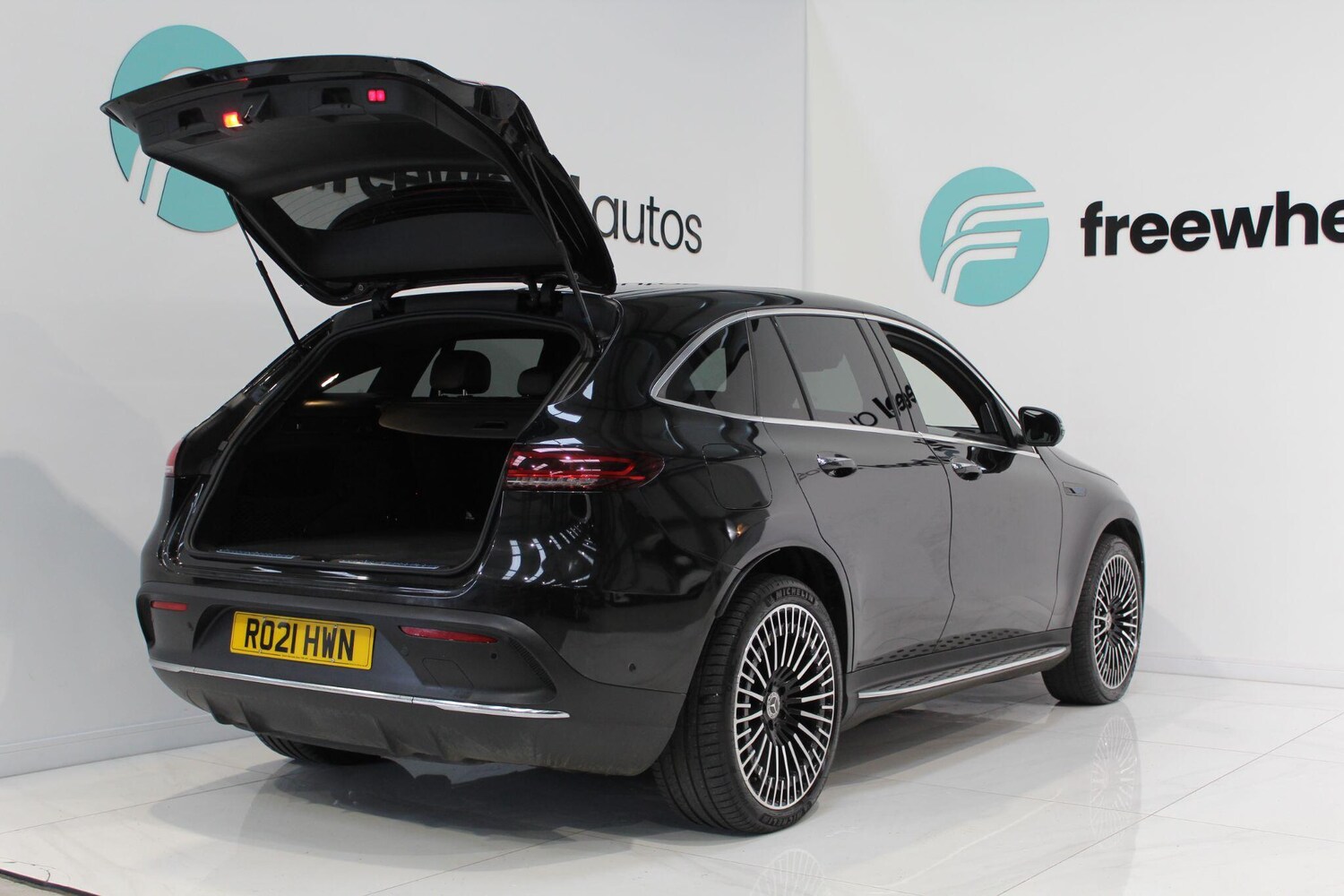 Used Mercedes-Benz EQC for sale - 77909407: Photo 24