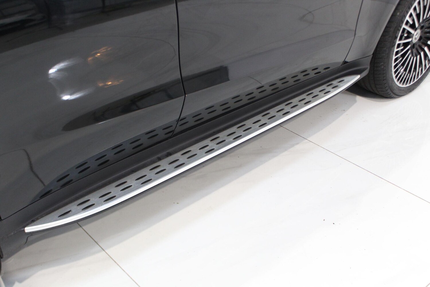 Used Mercedes-Benz EQC for sale - 77909407: Photo 37