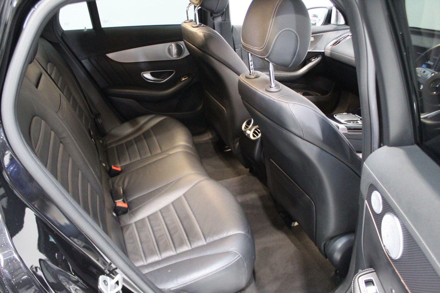 Used Mercedes-Benz EQC for sale - 77909407: Photo 38