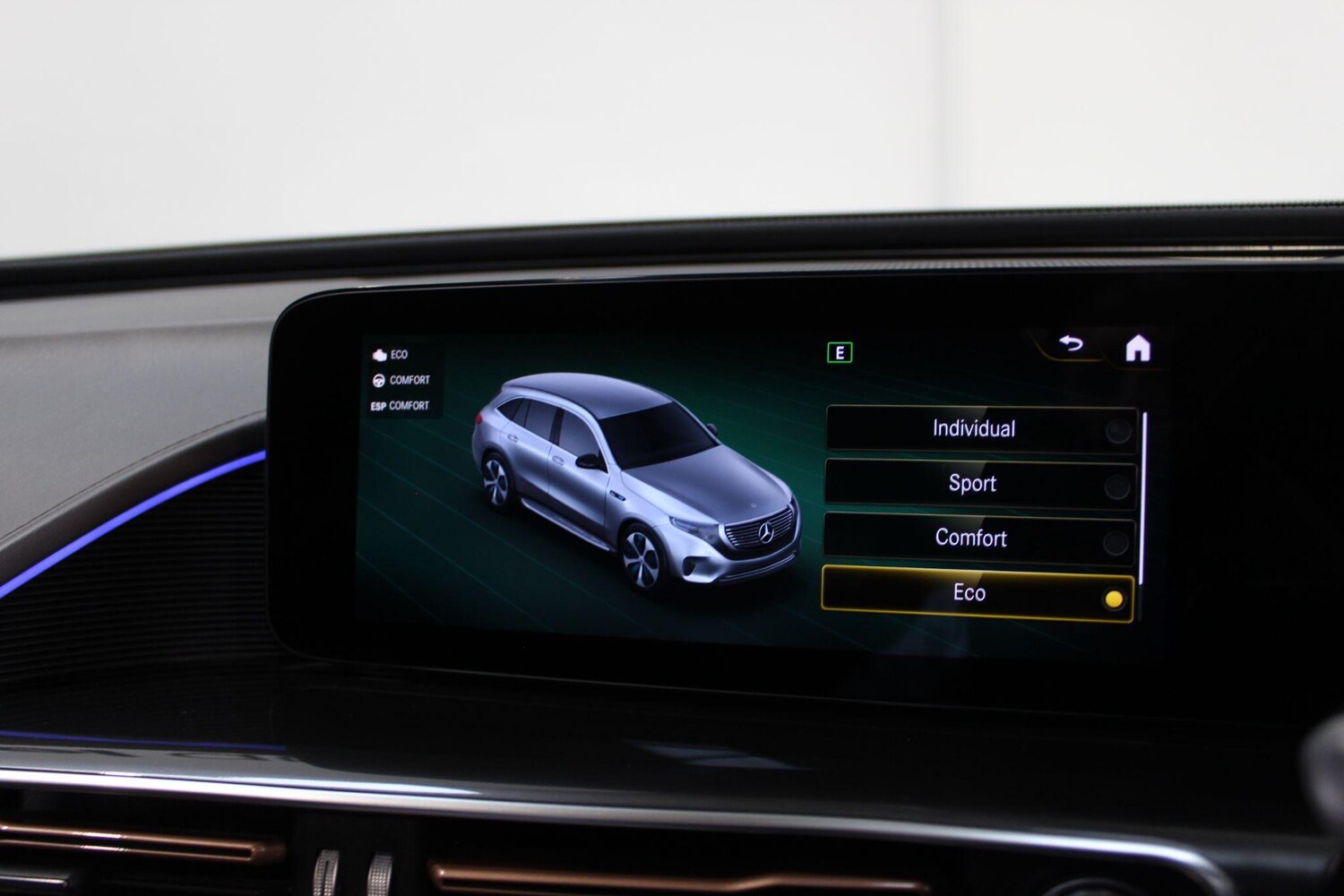 Used Mercedes-Benz EQC for sale - 77909407: Photo 74